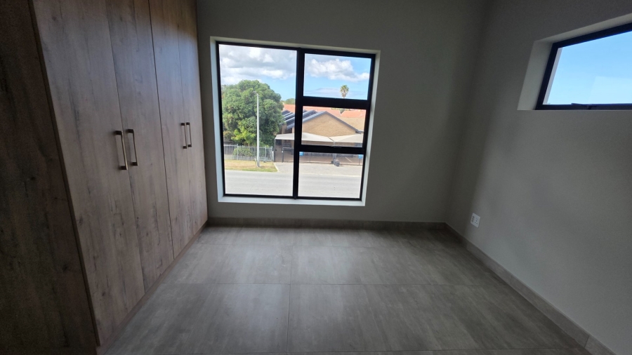 2 Bedroom Property for Sale in Hartenbos Central Western Cape